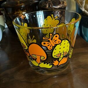 Mod 70’s Mushroom Ice Bucket